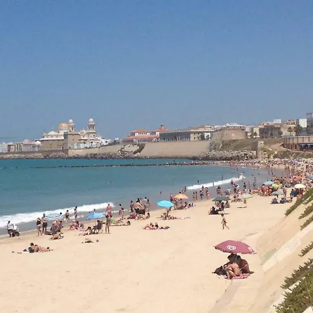 Botic4 Apartmán Cádiz